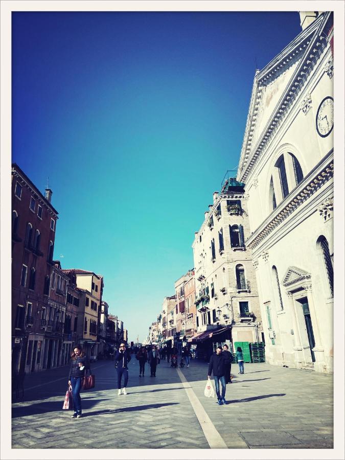Hideaway Biennale Venice